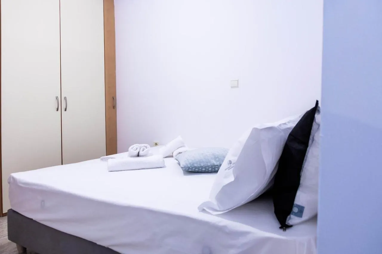Minimal Apt Near City Center Apartment Heraklion
